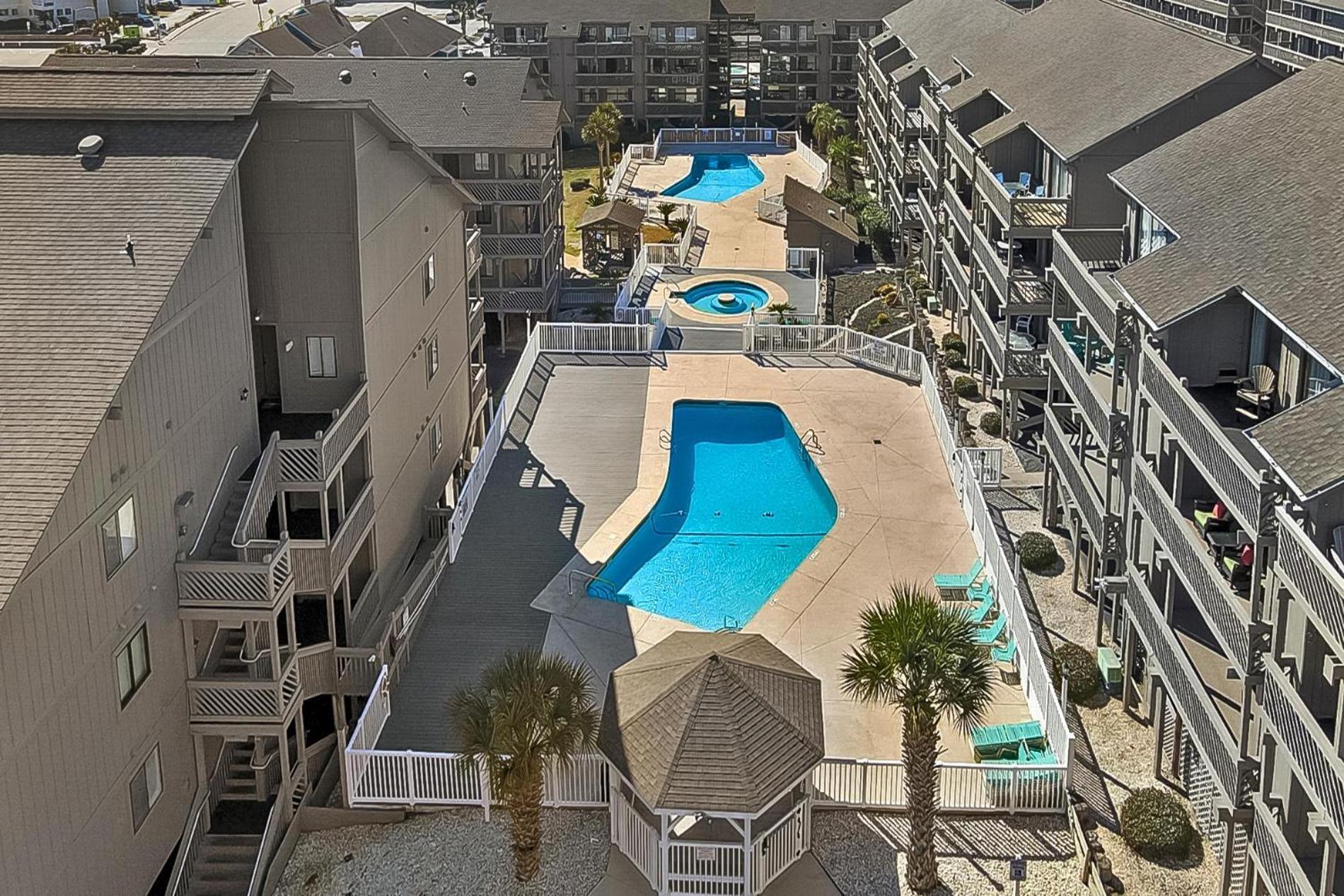Two Bedroom Steps From The Beach! Shore Dr! 默特尔比奇 外观 照片