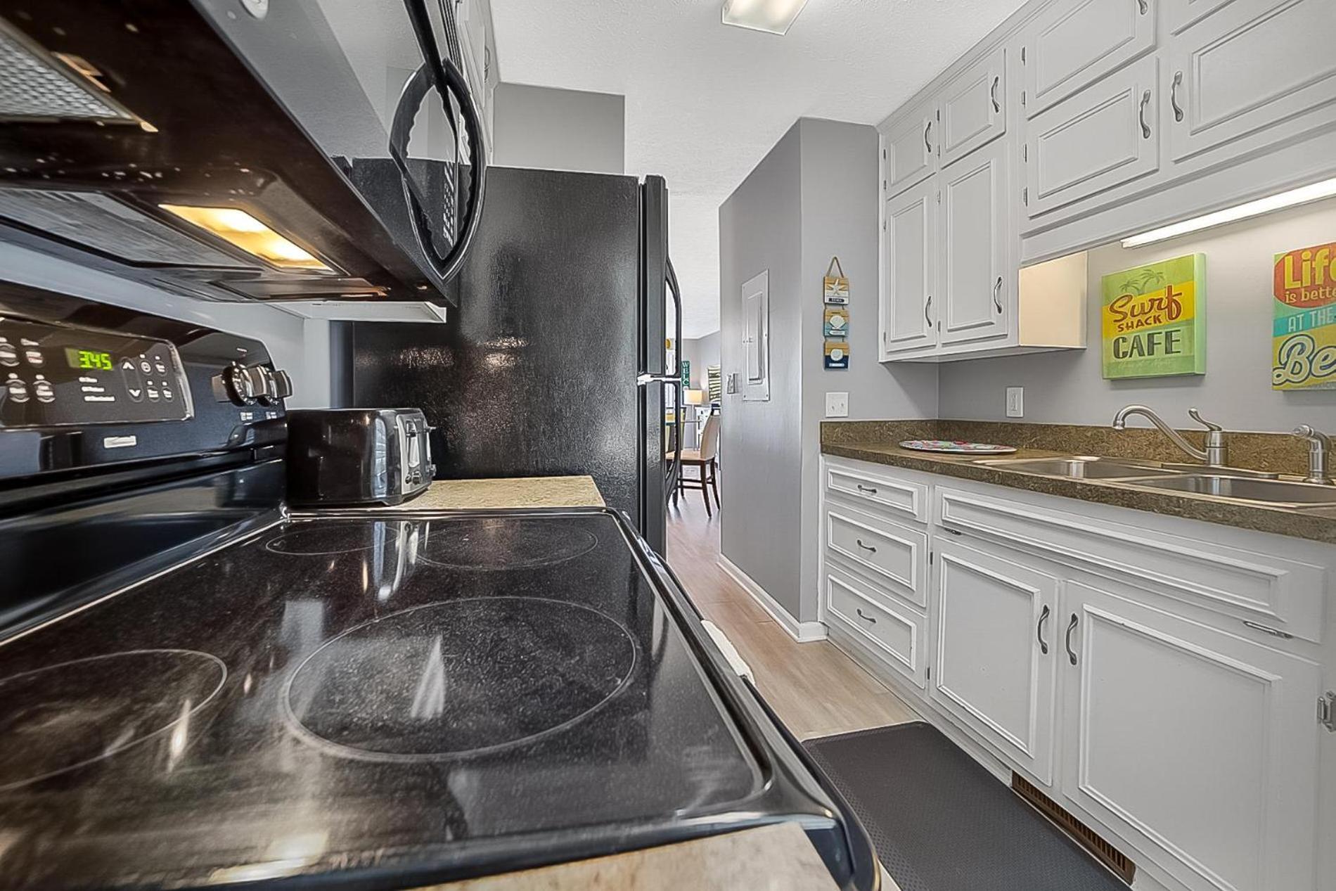 Two Bedroom Steps From The Beach! Shore Dr! 默特尔比奇 外观 照片